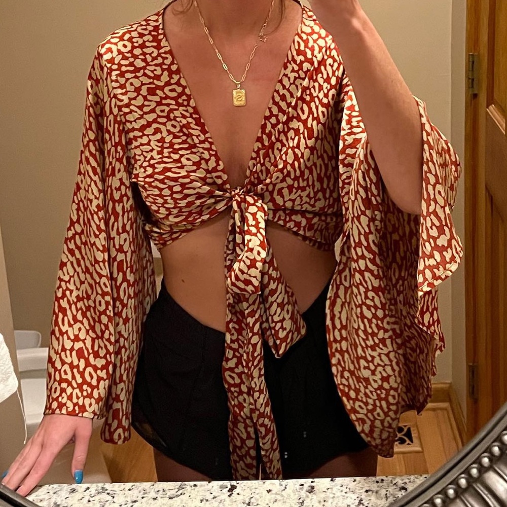 Crop top
